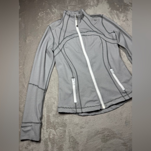 Lululemon Define Tonka Stripe Heathered Slate White Full Zip Athletic Jacket 10 - Picture 2 of 16